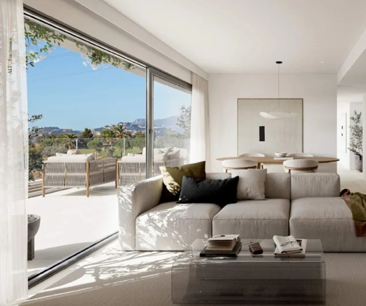 Altos del Chaparral · Salón y terraza
