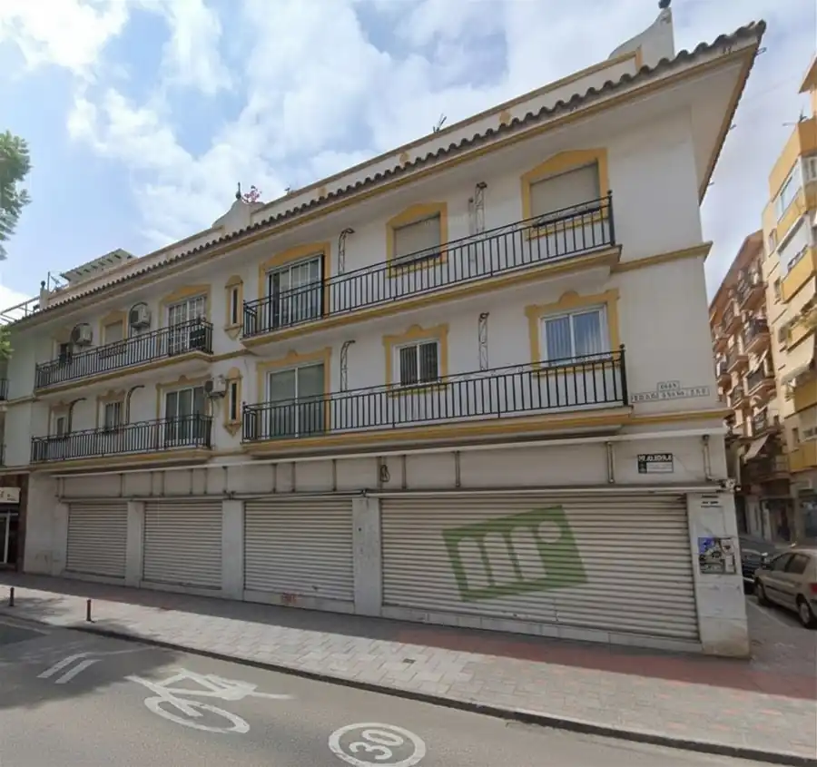 Vivienda en Fuengirola · Fachada del edificio