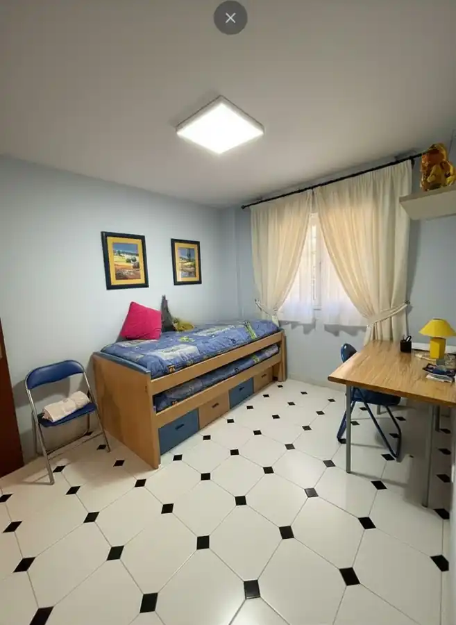 Vivienda en Fuengirola · Habitación polivalente